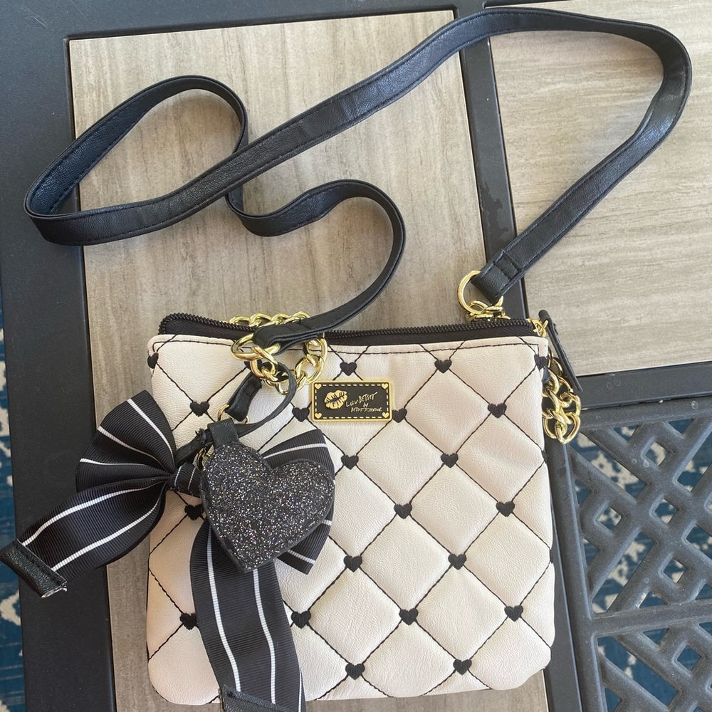 Y2K Betsey Johnson crossbody bag